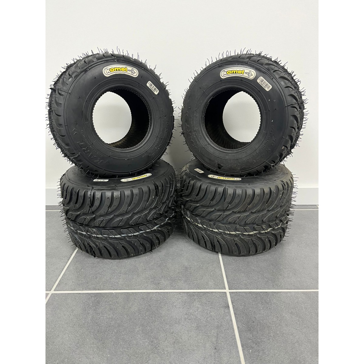 Pneumatique karting KOMET K3W pluie - gomme pluie compétition pour kart Rotax et châssis CRG / Tony Kart