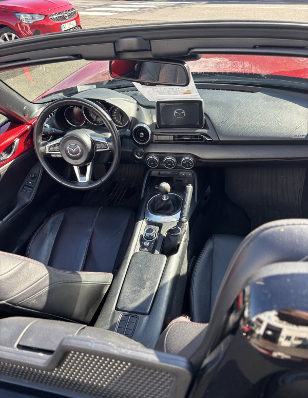 Mazda MX-5 Sports-Line 2.0 SKYACTIV-G